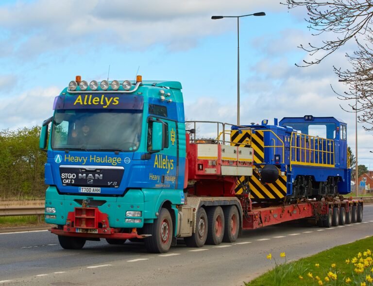 Delivery of two 80-tonne Hybrid+ locomotives
